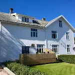 Гостевой дом Angelas Fjord Стамсунн