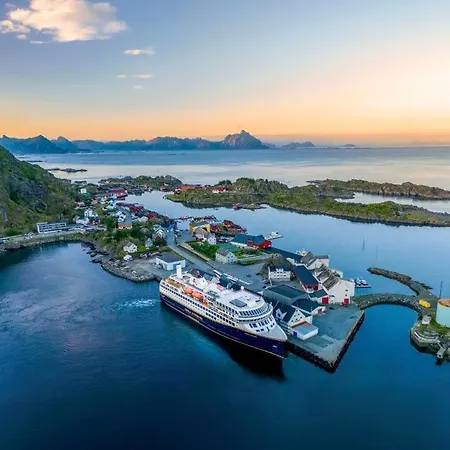 Angelas Fjord *